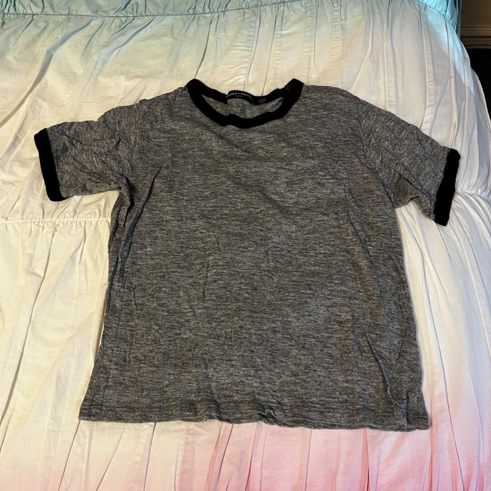 Brandy Melville shirt